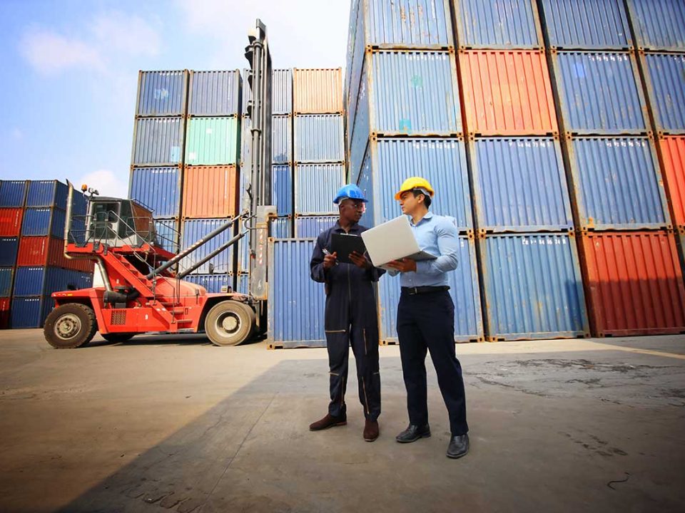 عدم ترخیص کالا از گمرک